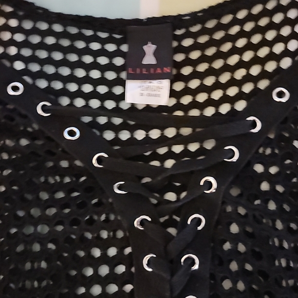 Top - Picture 2 of 2